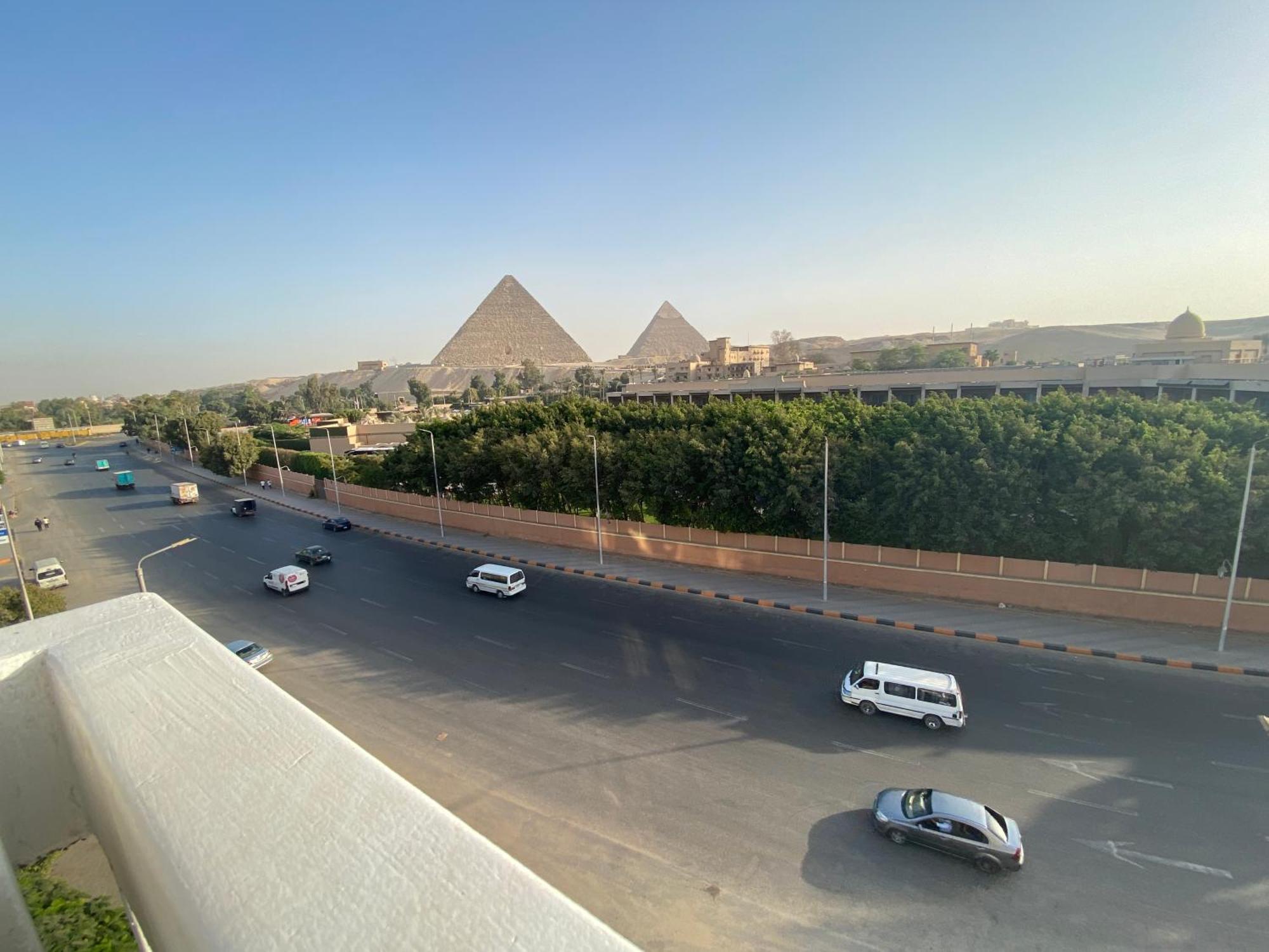 The Pyramid Area Vibe Apartment Cairo Exterior foto